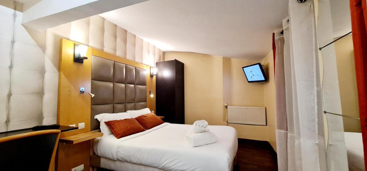 Hotel De France 18 Paris Exterior photo